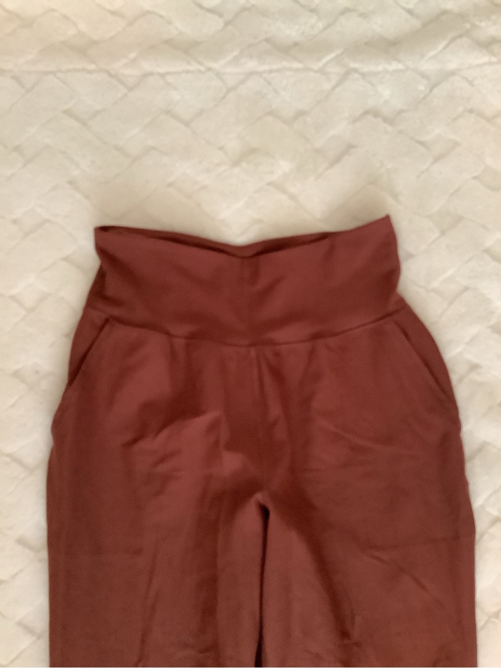 Old Navy Active High-Rise Jogger in Rust Brown - Picture 4 of 10